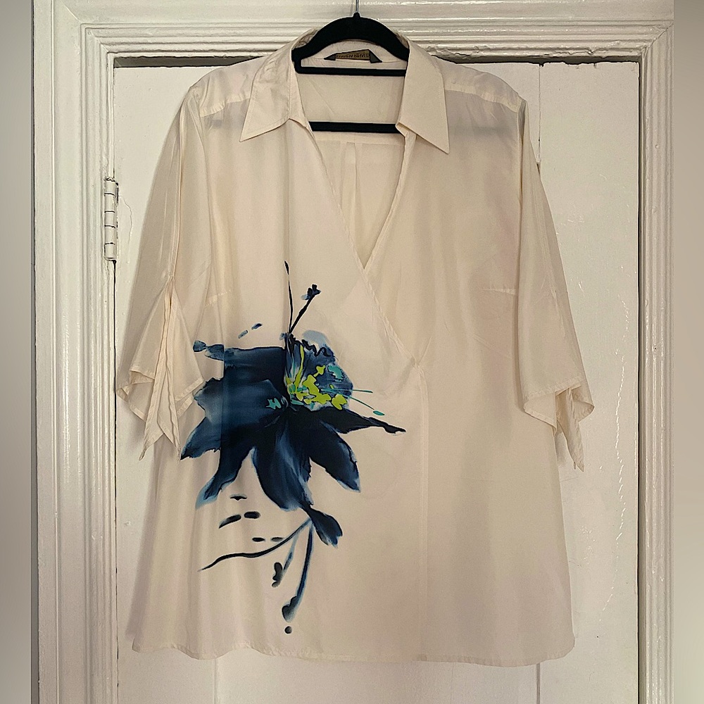 MARINA RINALDI FAUX WRAP BLOUSE WHITE WITH BLUE FLOWER PRINT SZ 14/16